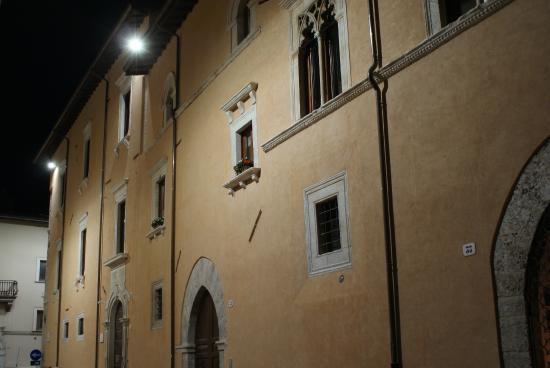 B&B Palazzo Cappa LʼAquila Kültér fotó